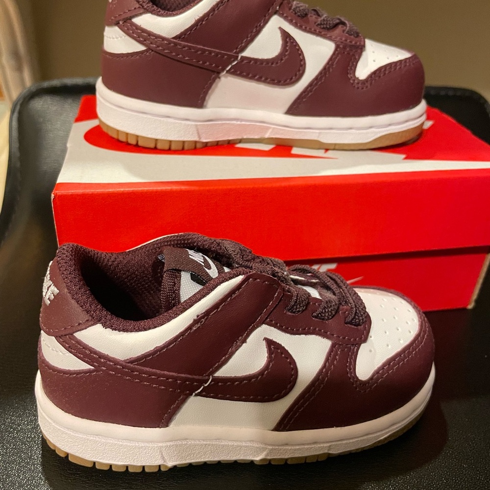 Nike Kids' Maroon and White Sneakers Dunks- Toddler